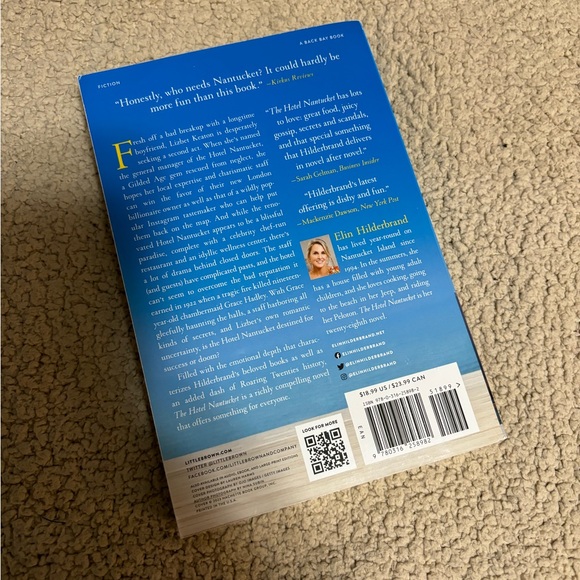 🌸 Elin Hilderbrand 🌸 “The Hotel Nantucket” - Picture 3 of 6